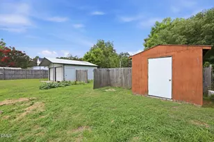 204 E H St, Erwin, NC 28339 - Photo 28