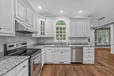 5013 Shimberg Place, Fuquay Varina, NC 27526 - Photo 2