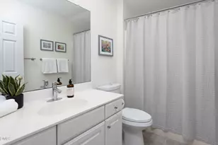 211 Oxford Hills Dr, Chapel Hill, NC 27514 - Photo 34
