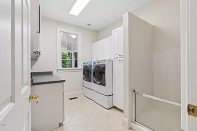 8505 Davishire Drive, Raleigh, NC 27615 - Photo 18