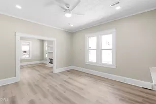 220 Beaman St, Clinton, NC 28328 - Photo 10