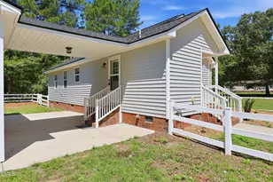 1900 Horseshoe Bend Rd, Erwin, NC 28339 - Photo 32