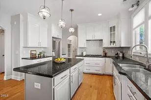 902 Ravendale Pl, Cary, NC 27513 - Photo 6