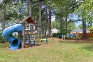1002 E Maplewood Dr, Benson, NC 27504 - Photo 46