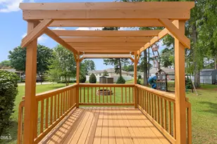 1002 E Maplewood Dr, Benson, NC 27504 - Photo 44