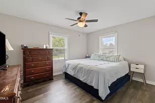 1002 E Maplewood Dr, Benson, NC 27504 - Photo 28