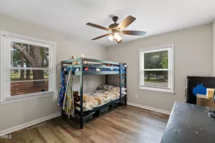 1002 E Maplewood Dr, Benson, NC 27504 - Photo 26