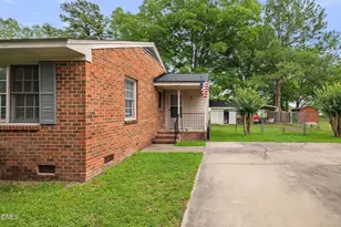 213 Delane Dr, Rocky Mount, NC 27804 - Photo 6