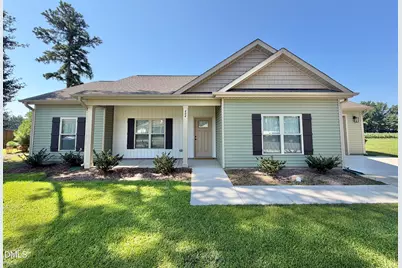 404 S Eastwood Drive, Benson, NC 27504 - Photo 1