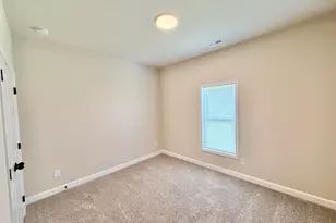 404 S Eastwood Dr, Benson, NC 27504 - Photo 16