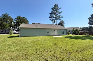 404 S Eastwood Dr, Benson, NC 27504 - Photo 18