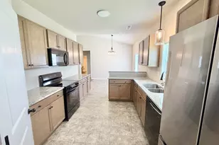 404 S Eastwood Dr, Benson, NC 27504 - Photo 8