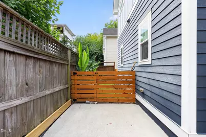 207 Camden Street, Raleigh, NC 27601 - Photo 24