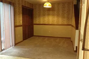 4302 Hunters Club Dr, Raleigh, NC 27606 - Photo 2