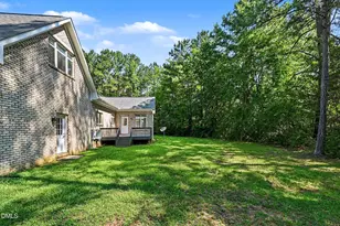 1021 Reaves Dr, Chapel Hill, NC 27516 - Photo 40