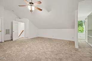 1021 Reaves Dr, Chapel Hill, NC 27516 - Photo 36