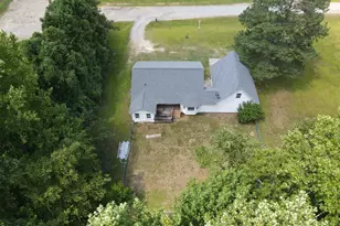 105 Bryant Dr, Smithfield, NC 27577 - Photo 4