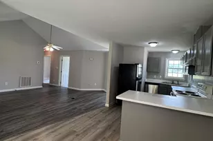 105 Bryant Dr, Smithfield, NC 27577 - Photo 6