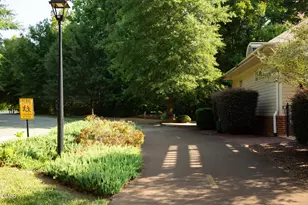 130 S Camellia St, Chapel Hill, NC 27516 - Photo 36