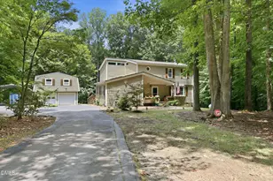 419 Calvary Ct, Hillsborough, NC 27278 - Photo 4