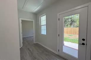 1111 Lincoln St SE, Wilson, NC 27893 - Photo 16