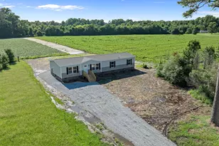 369 Clayton Rd, Princeton, NC 27569 - Photo 4