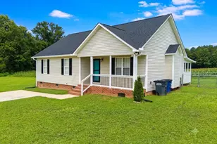 106 Kristina Dr, Selma, NC 27576 - Photo 4
