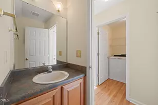 101 Rocklyn Ln, Apex, NC 27502 - Photo 24