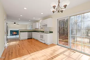 101 Rocklyn Ln, Apex, NC 27502 - Photo 20