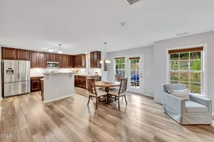 906 Ribbonleaf Ln, Fuquay-Varina, NC 27526 - Photo 2