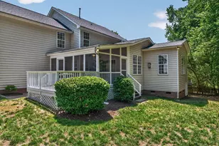8519 Guerro Ct, Raleigh, NC 27613 - Photo 28