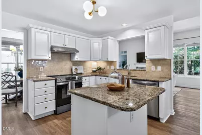 8519 Guerro Court, Raleigh, NC 27613 - Photo 14