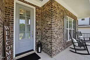 1905 Terri Creek Dr, Fuquay Varina, NC 27526 - Photo 2