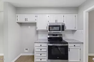 4101 Five Oaks Dr, Durham, NC 27707 - Photo 10