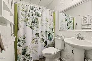 7201 Bentley Cir, Raleigh, NC 27616 - Photo 14