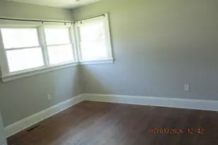 304 Clement Dr, Enfield, NC 27823 - Photo 8