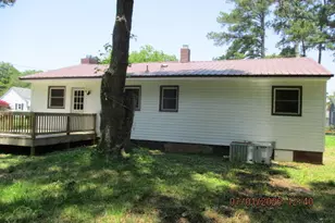 304 Clement Dr, Enfield, NC 27823 - Photo 4