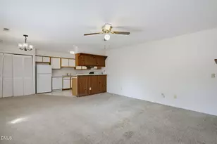 386 Summerwalk Cir, Chapel Hill, NC 27517 - Photo 8