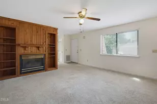 386 Summerwalk Cir, Chapel Hill, NC 27517 - Photo 10