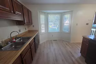 6550 Thetford Ct, Raleigh, NC 27615 - Photo 2