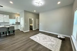 306 Martin Luther King Jr Dr, Smithfield, NC 27577 - Photo 2