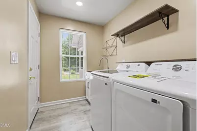 820 E Cardinal Drive, Fuquay-Varina, NC 27526 - Photo 18