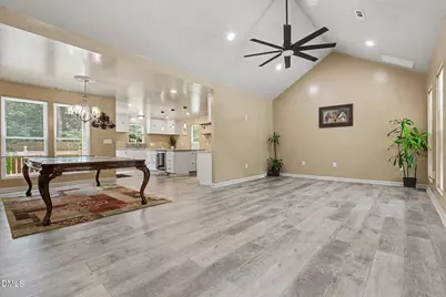 820 E Cardinal Drive, Fuquay-Varina, NC 27526 - Photo 8