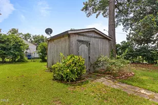 1113 S 2nd St, Smithfield, NC 27577 - Photo 34