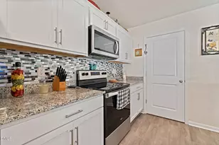 4226 Stanfield Ct, Ayden, NC 28513 - Photo 10