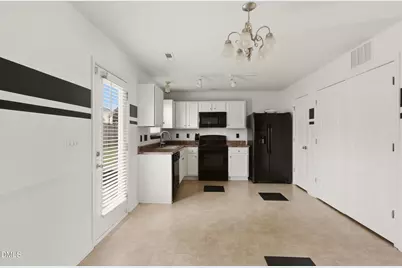 707 Bentley Lane, Burlington, NC 27217 - Photo 8
