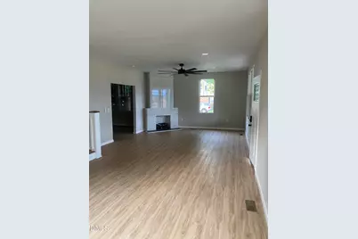 402 N Orange Avenue, Dunn, NC 28334 - Photo 2