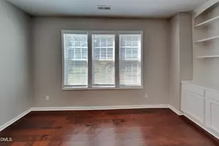 32 Balboa Pkwy, Clayton, NC 27520 - Photo 2