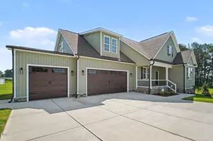 116 Howell Farm Dr, Selma, NC 27576 - Photo 2