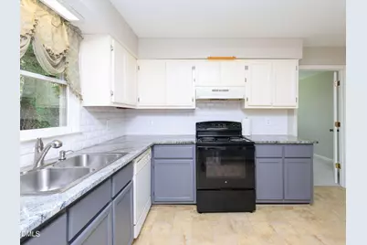 825 Rawls Drive, Raleigh, NC 27610 - Photo 20